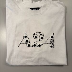 A24 “Everything, Everywhere, All At Once”White Graphic T-Shirt